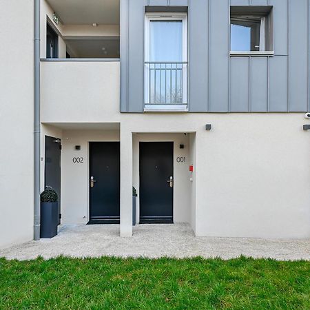 Combs-la-Ville Jiji Suites מראה חיצוני תמונה