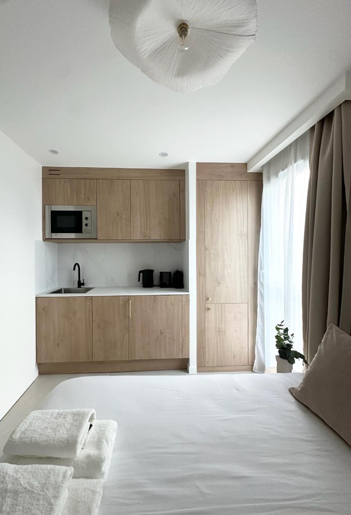 Combs-la-Ville Jiji Suites מראה חיצוני תמונה
