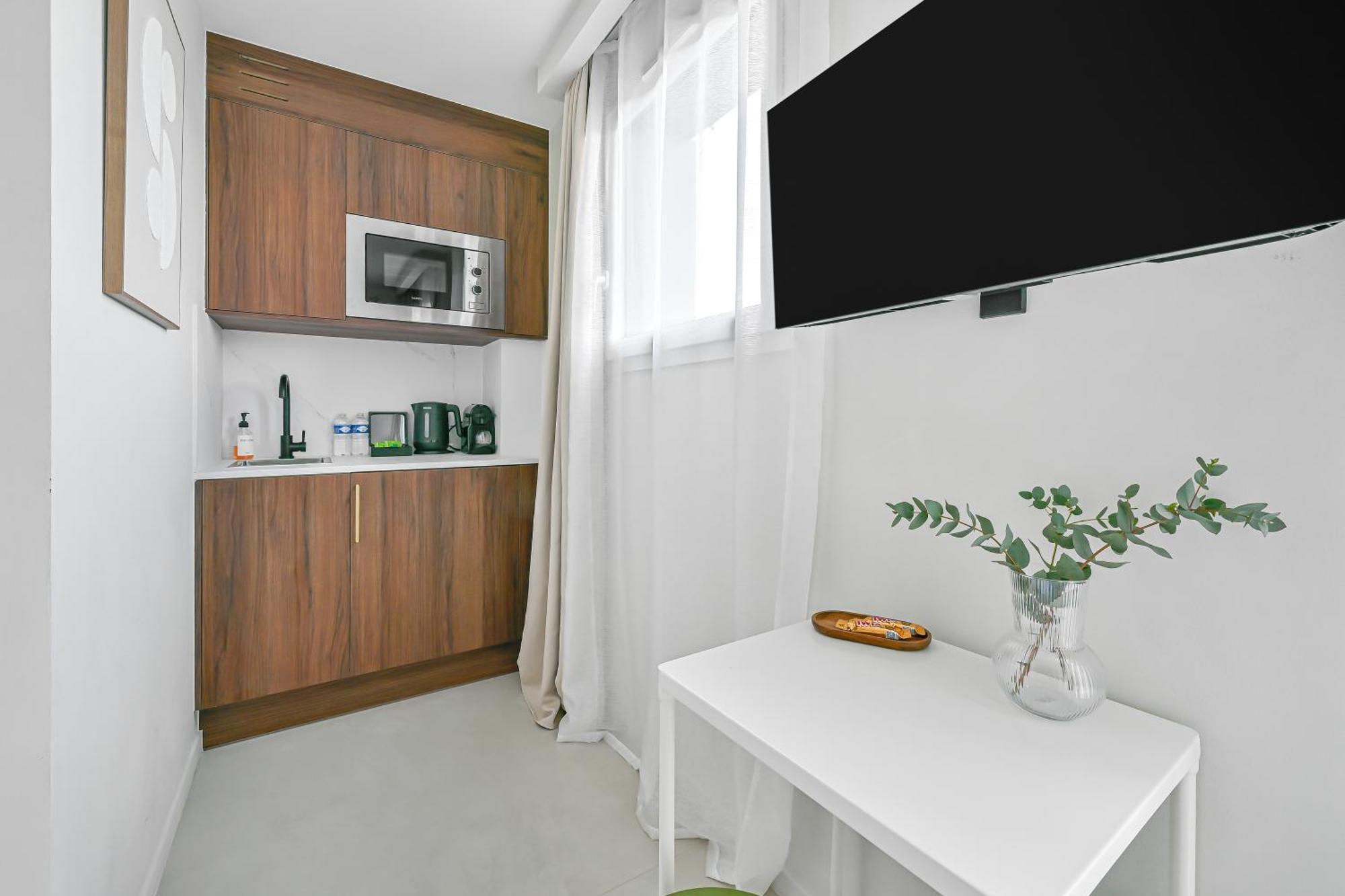 Combs-la-Ville Jiji Suites מראה חיצוני תמונה