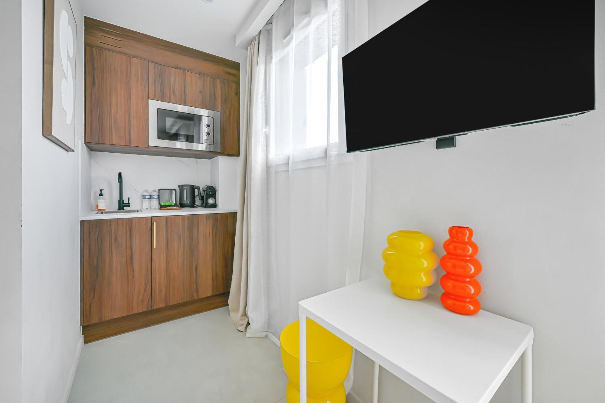 Combs-la-Ville Jiji Suites מראה חיצוני תמונה