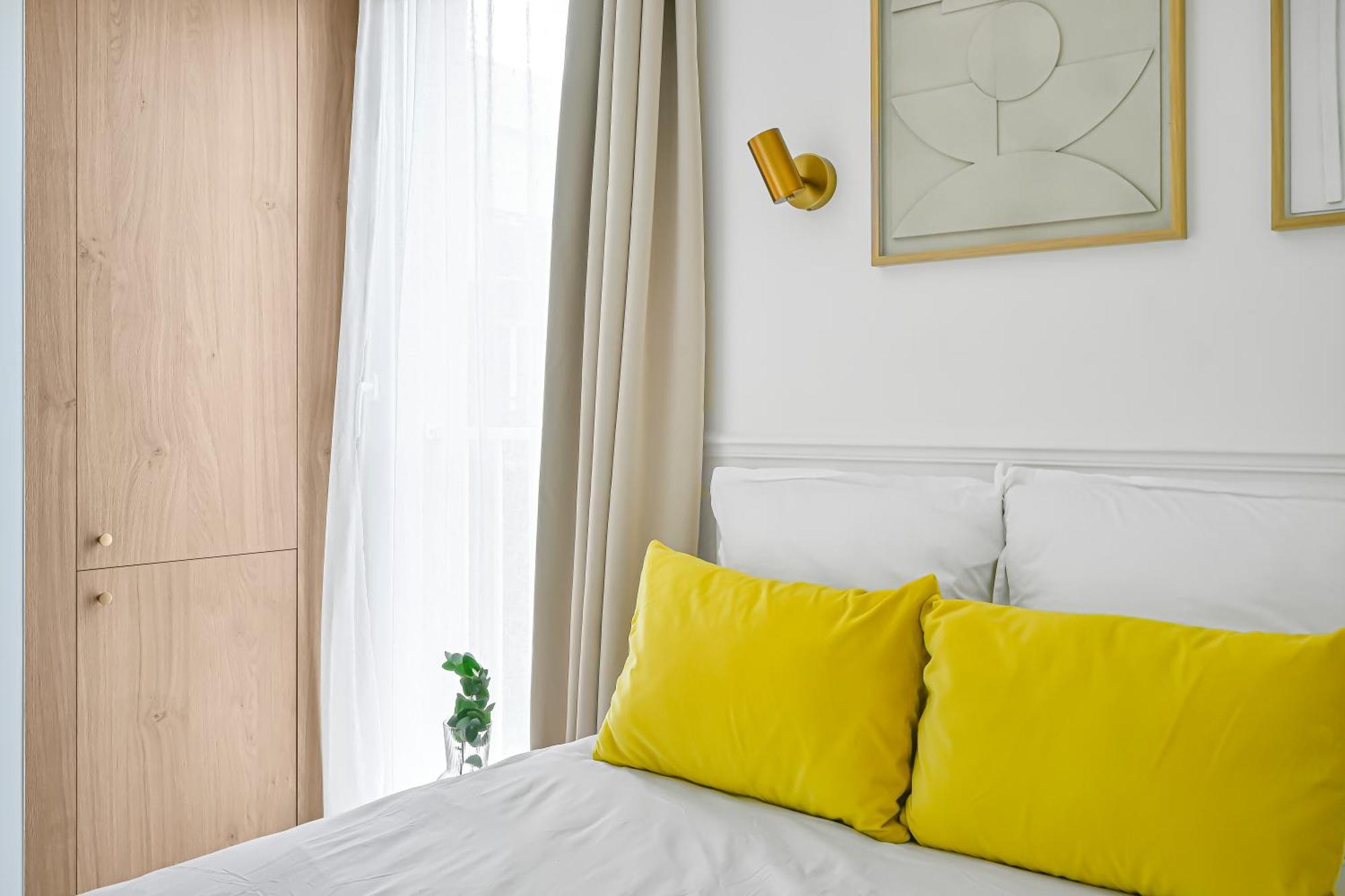 Combs-la-Ville Jiji Suites מראה חיצוני תמונה
