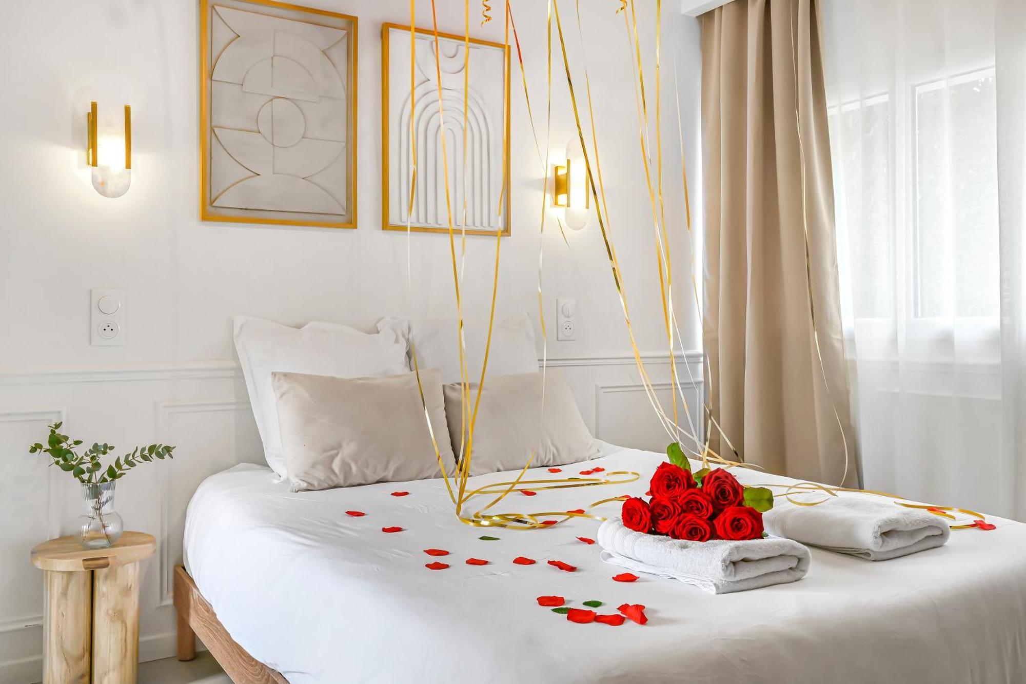 Combs-la-Ville Jiji Suites מראה חיצוני תמונה
